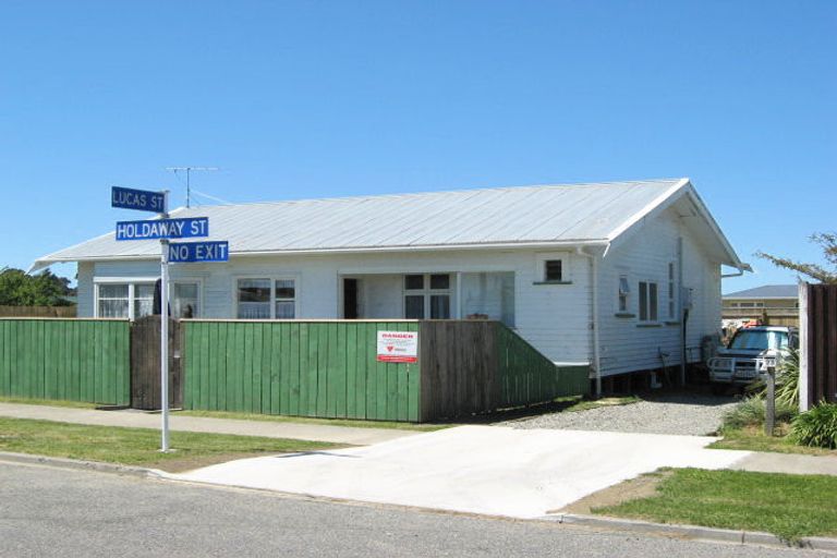 Photo of property in 23 Holdaway Street, Riversdale, Blenheim, 7201