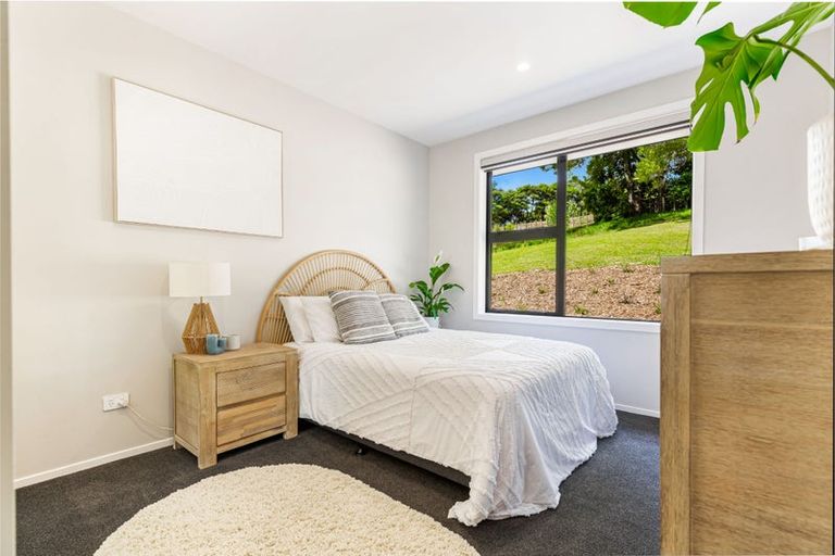 Photo of property in 224 Birdwood Road, Massey, Auckland, 0614