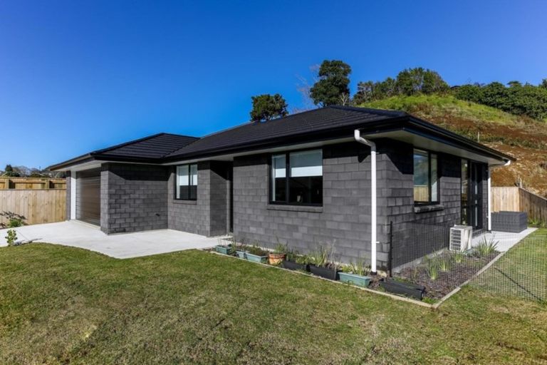 Photo of property in 3/59 Wallath Road, Westown, New Plymouth, 4310