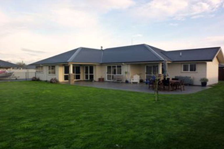 Photo of property in 5 Charteris Rise, Riverdale, Gisborne, 4010