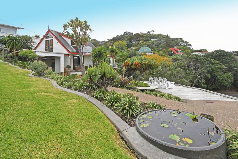 Photo of property in 47 Grand View Road, Leigh, 0985