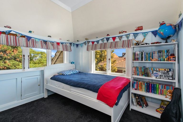 Photo of property in 82 Lake Crescent, Hamilton Lake, Hamilton, 3204