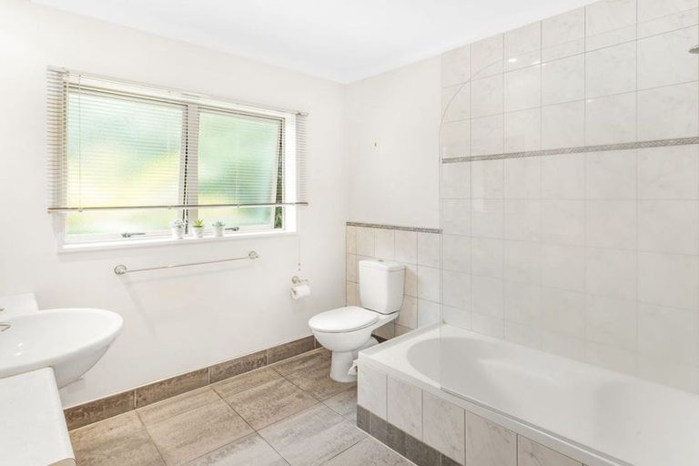 Photo of property in 20a Alison Street, Hamilton Lake, Hamilton, 3204