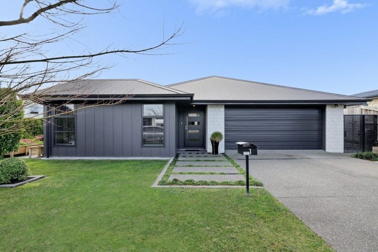 Photo of property in 1 Paiawa Way, Pyes Pa, Tauranga, 3110