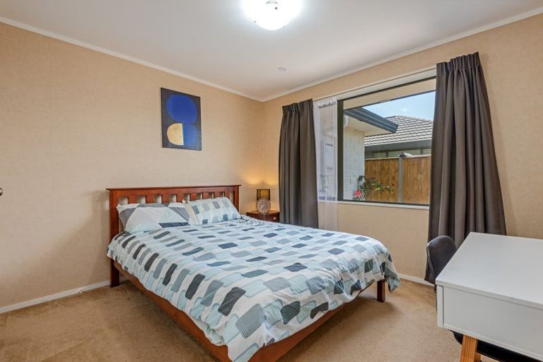 Photo of property in 9 Branigan Parade, Kelvin Grove, Palmerston North, 4414