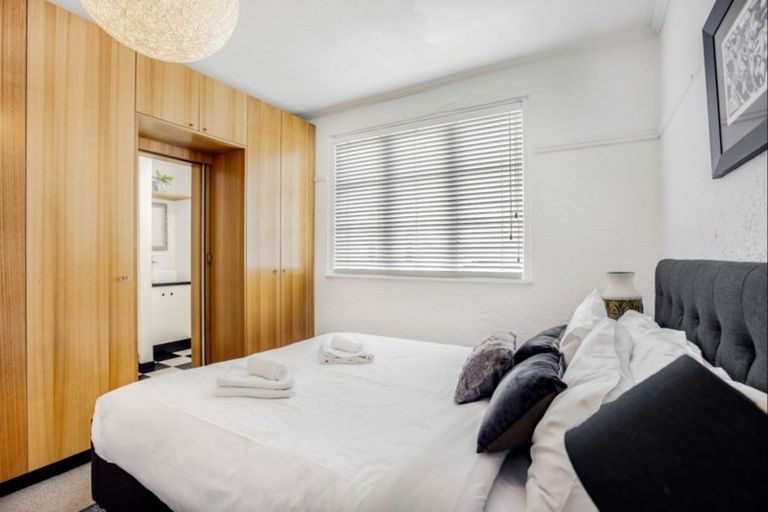 Photo of property in 7/2 Herne Bay Road, Herne Bay, Auckland, 1011