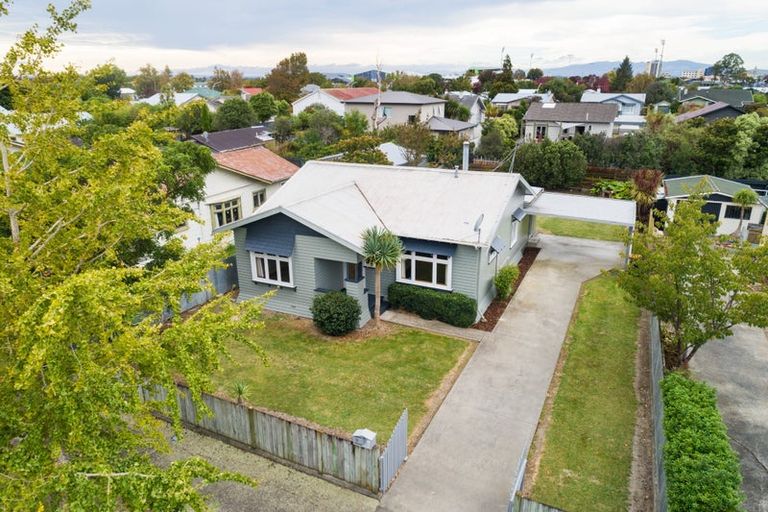 Photo of property in 9 Burns Avenue, Takaro, Palmerston North, 4412