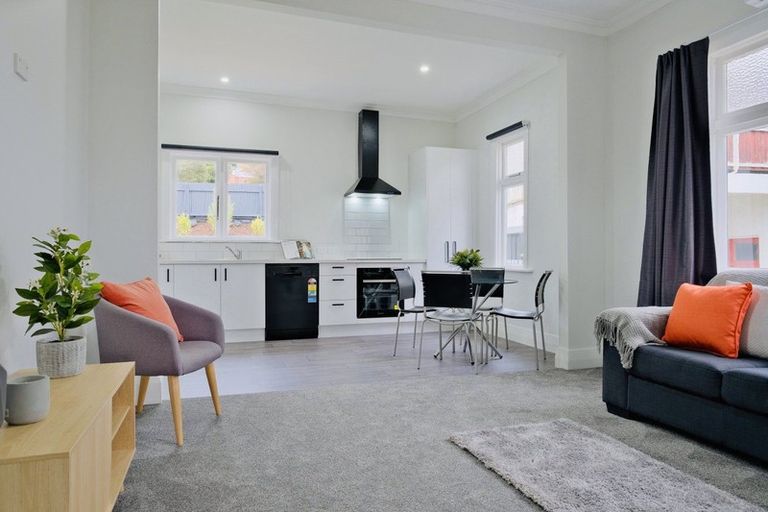 Photo of property in 124 Fitzroy Street, Forbury, Dunedin, 9012