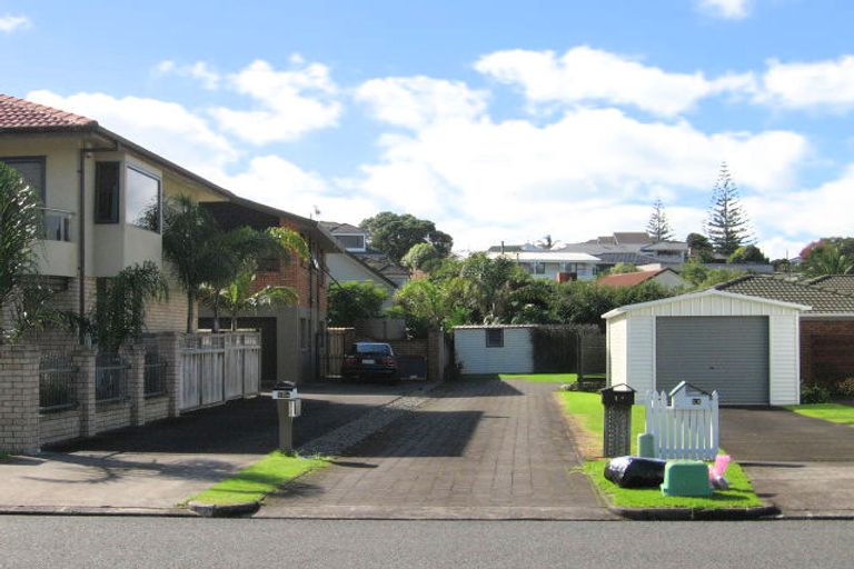 Photo of property in 10a Hattaway Avenue, Bucklands Beach, Auckland, 2012