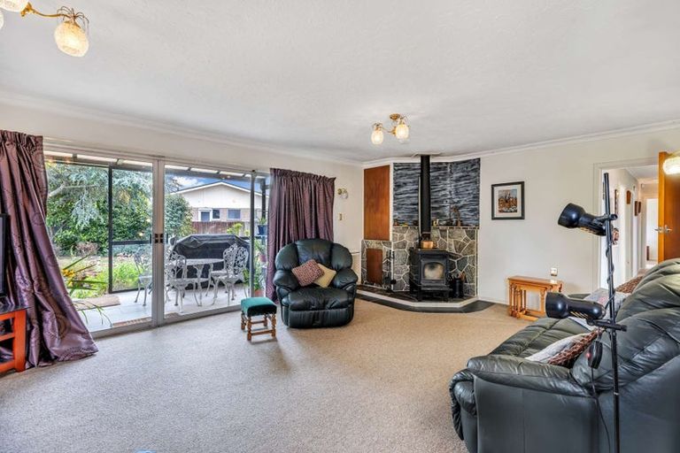 Photo of property in 10 Westerleigh Street, Bishopdale, Christchurch, 8053