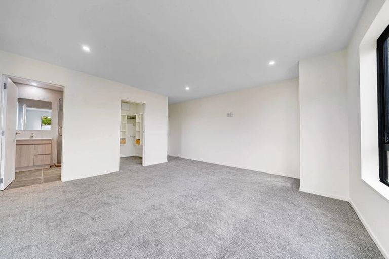 Photo of property in 2/34 Ashlynne Avenue, Papatoetoe, Auckland, 2025