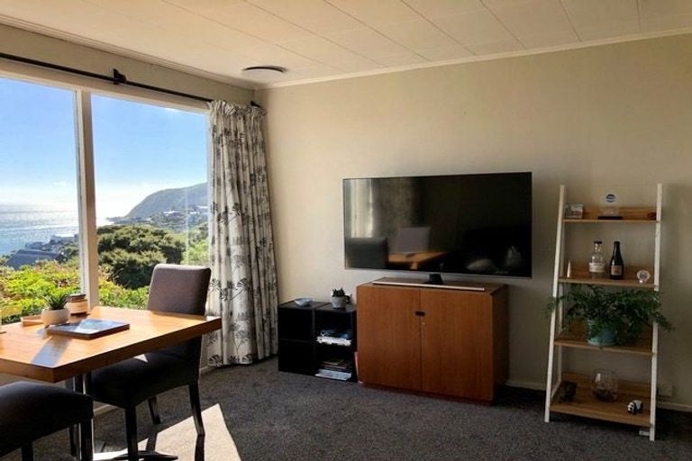 Photo of property in 112 Motuhara Road, Plimmerton, Porirua, 5026