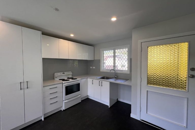 Photo of property in 31 Gardiner Grove, Wainuiomata, Lower Hutt, 5014