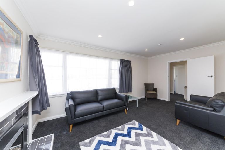 Photo of property in 21 Vernon Avenue, Takaro, Palmerston North, 4412