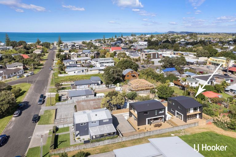 Photo of property in 45b Edinburgh Street, Waihi Beach, 3611