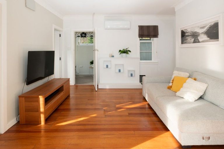 Photo of property in 28 Sheridan Terrace, Johnsonville, Wellington, 6037