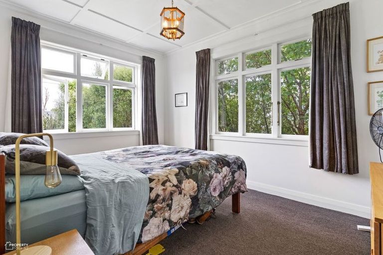 Photo of property in 65 Brandon Street, Featherston, 5710