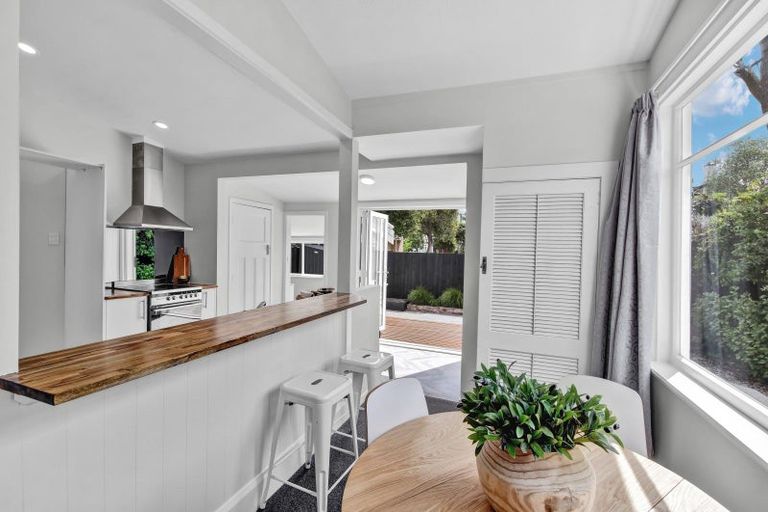 Photo of property in 1051 Colombo Street, St Albans, Christchurch, 8014