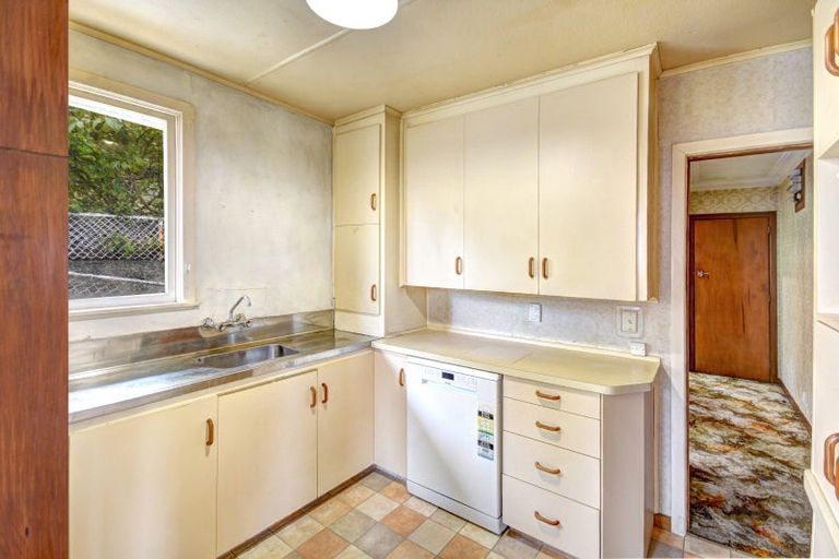 Photo of property in 21 Centennial Avenue, Helensburgh, Dunedin, 9010