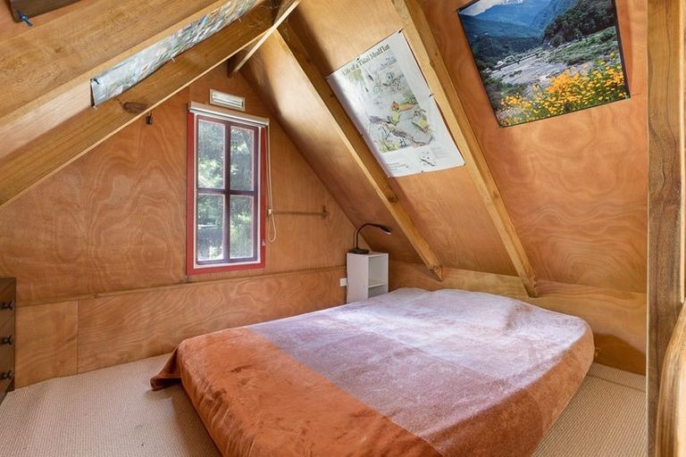 Photo of property in 26 Brick Bay Drive, Sandspit, Warkworth, 0982