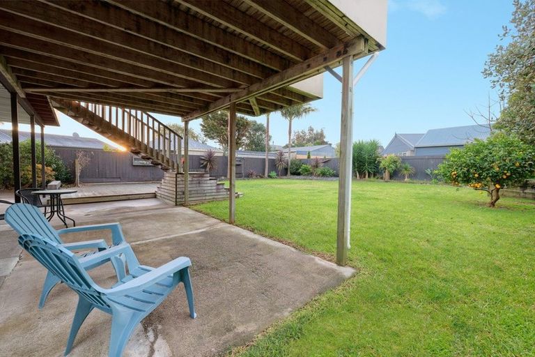 Photo of property in 71 Dickson Road, Papamoa Beach, Papamoa, 3118