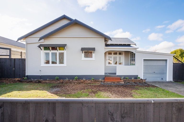 Photo of property in 47 Fitzroy Street, Terrace End, Palmerston North, 4410