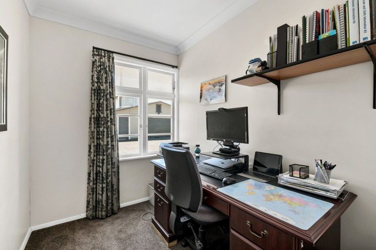 Photo of property in 204 Tiro Tiro Road, Levin, 5510