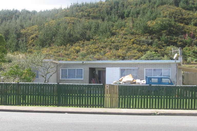 Photo of property in 65 George Street, Hikurangi, 0114