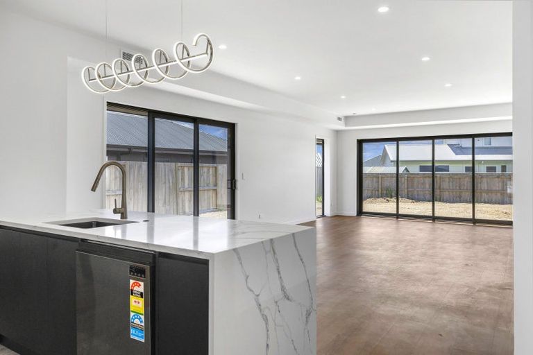 Photo of property in 71 Harakeke Drive, Wharewaka, Taupo, 3330