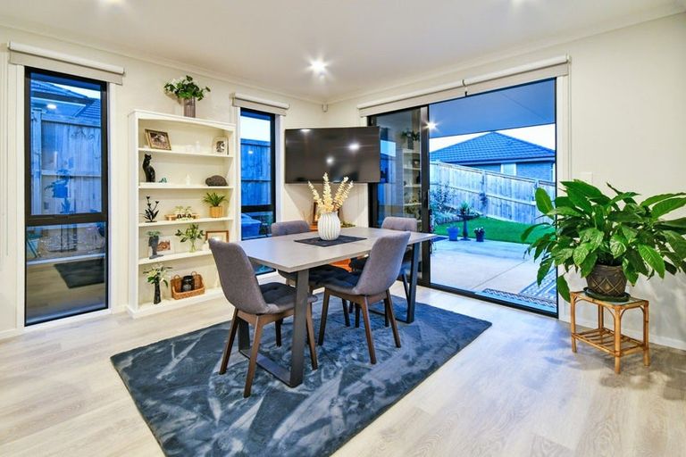 Photo of property in 18 Leathem Crescent, Pokeno, 2402