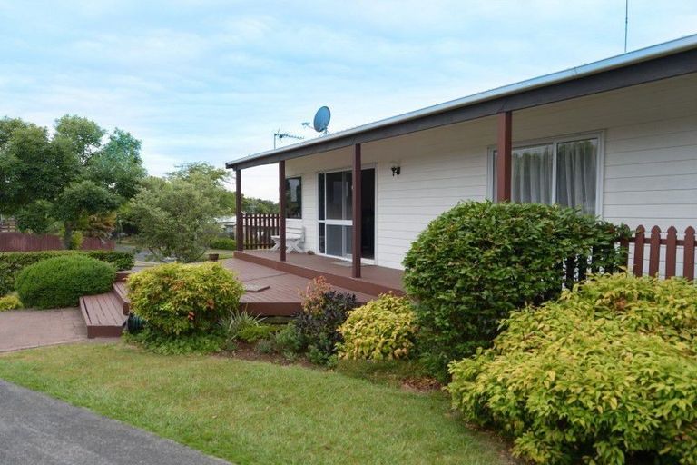 Photo of property in 6 Tupelo Street, Pukete, Hamilton, 3200