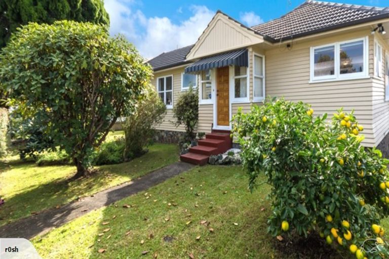Photo of property in 2/10 Liverpool Street, Papakura, 2110
