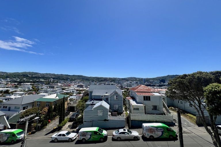 Photo of property in 25 Austin Street, Mount Victoria, Wellington, 6011