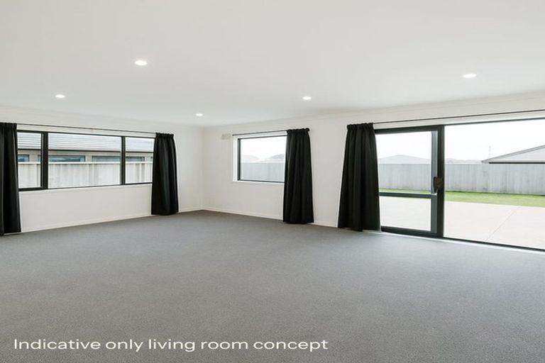 Photo of property in 5 Cyprus Place, Fitzherbert, Palmerston North, 4410