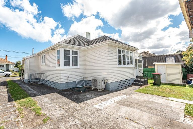 Photo of property in 16 Victory Place, Aramoho, Whanganui, 4500