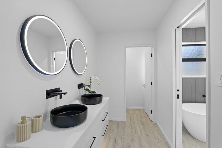 Photo of property in 66 Windsor Drive, Kirwee, Darfield, 7571