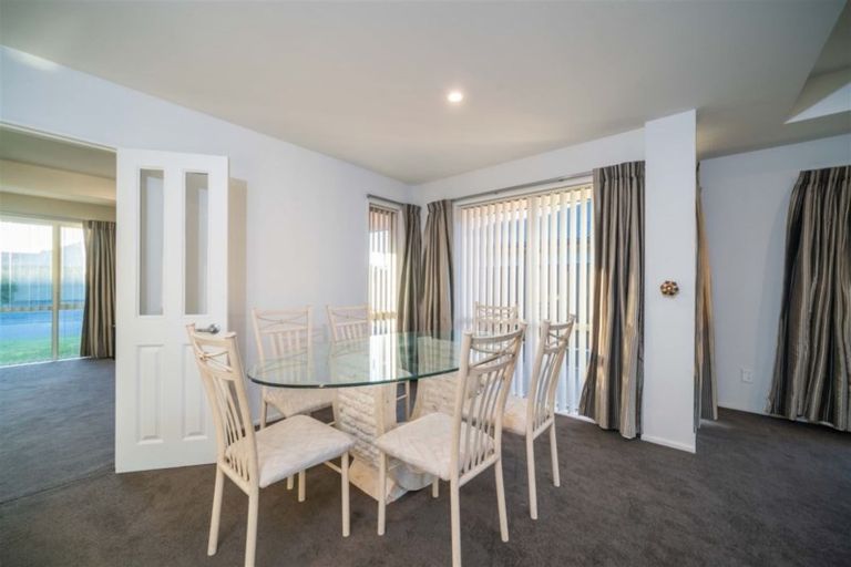 Photo of property in 3 Cyclamen Place, Aidanfield, Christchurch, 8025