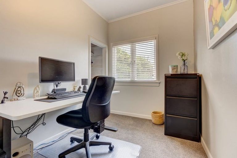 Photo of property in 16 Cairnfield Road, Kensington, Whangarei, 0112