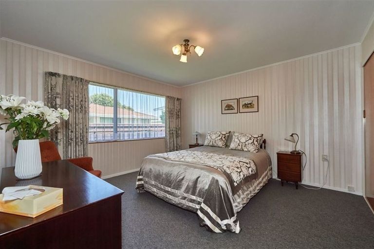 Photo of property in 100 Maxwells Line, Awapuni, Palmerston North, 4412