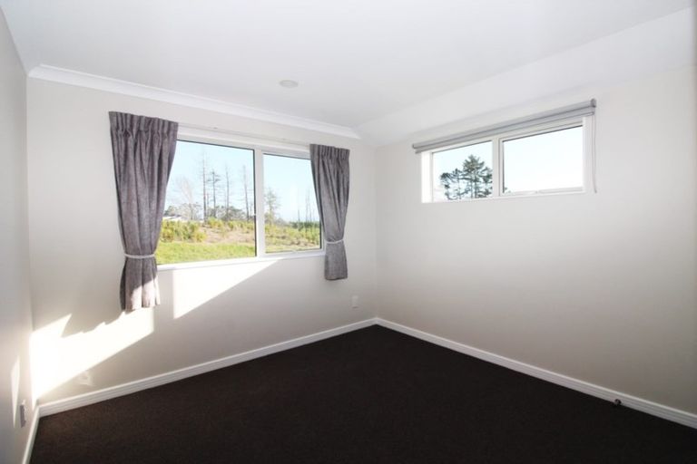 Photo of property in 80 Jeroboam Loop, Kumeu, 0810