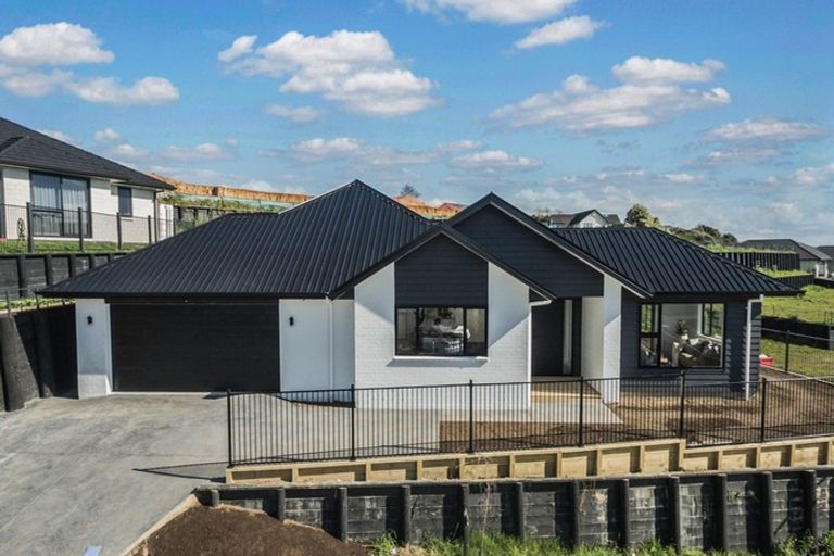 Photo of property in 24 Drower Glen, Flagstaff, Hamilton, 3210