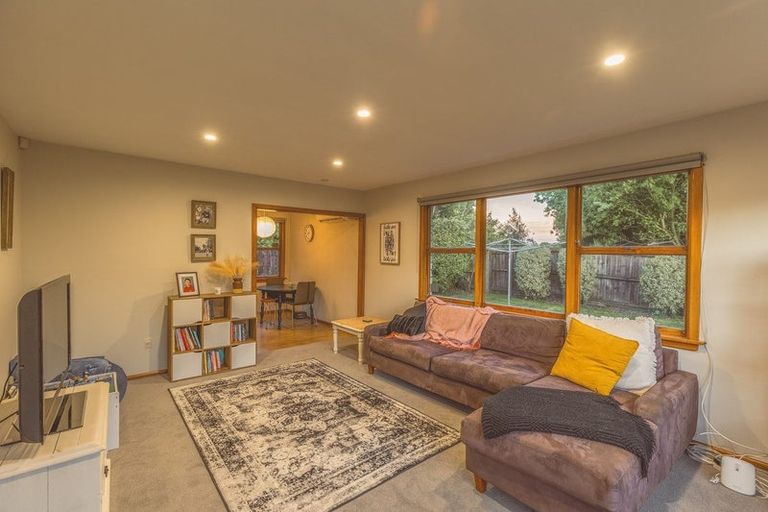 Photo of property in 2/268 Westminster Street, Mairehau, Christchurch, 8013