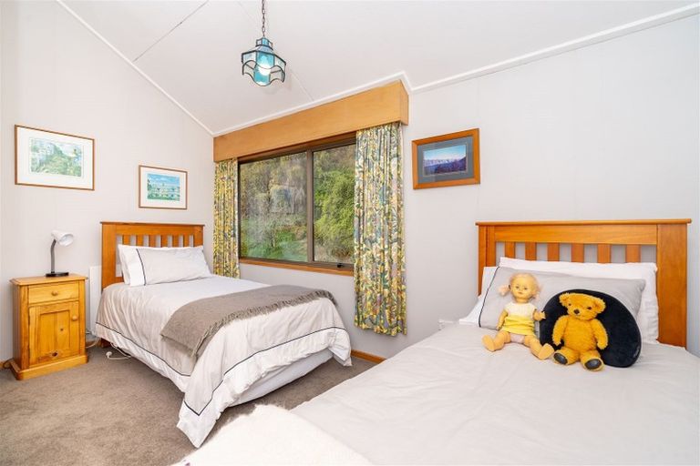Photo of property in 22 Howard Street, Macandrew Bay, Dunedin, 9014