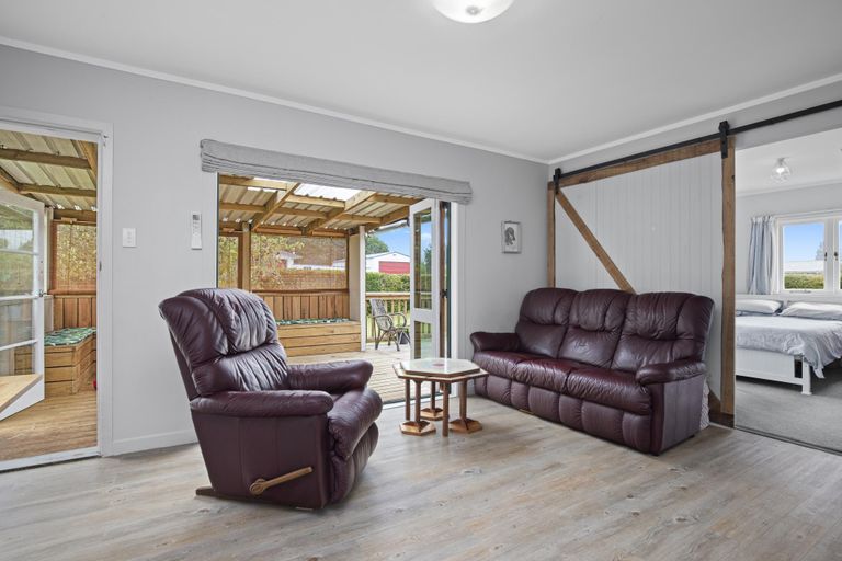 Photo of property in 19 Puriri Avenue, Kaiaua, Pokeno, 2473