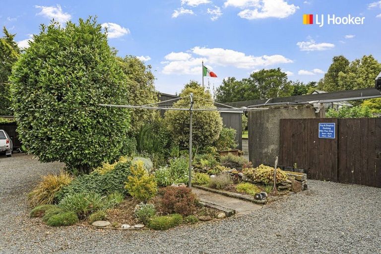 Photo of property in 43 Halfway Bush Road, Halfway Bush, Dunedin, 9076