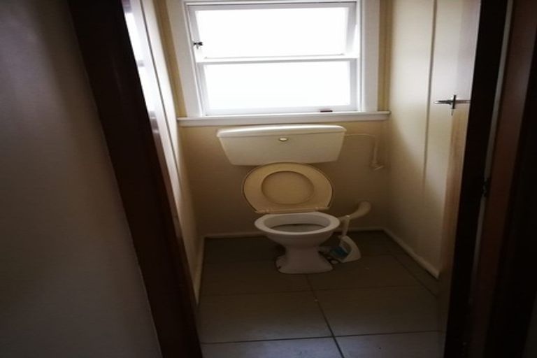 Photo of property in 3/104 Hinau Street, Riccarton, Christchurch, 8041