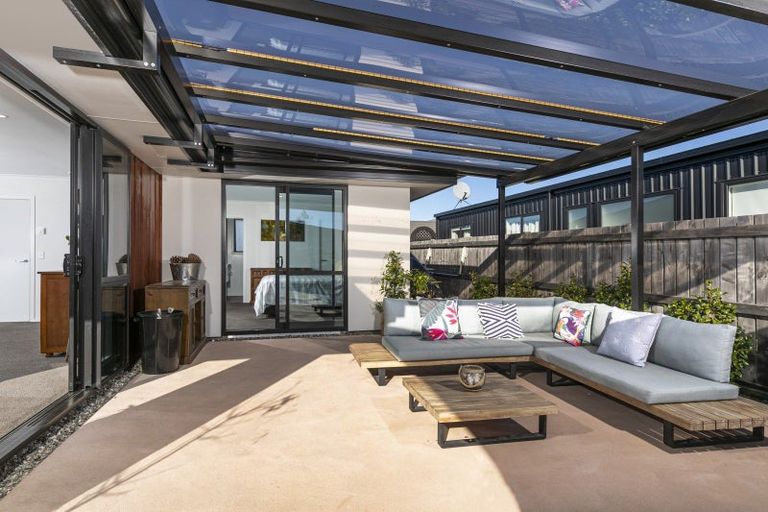 Photo of property in 73 Frye Crescent, Albert Town, Wanaka, 9305