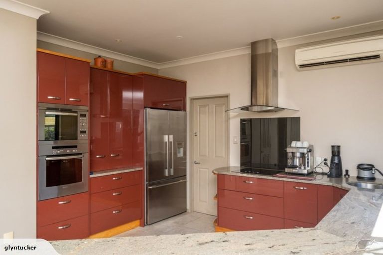 Photo of property in 22 Key West Drive, One Tree Point, 0118