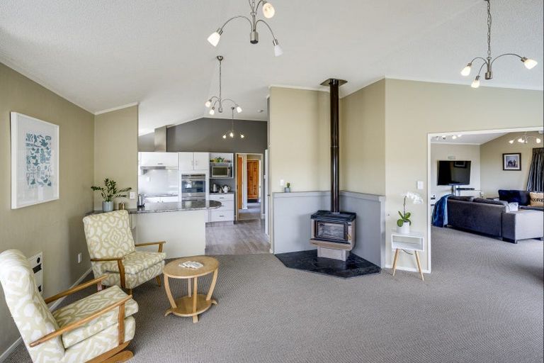 Photo of property in 41 Churchill Drive, Taradale, Napier, 4112