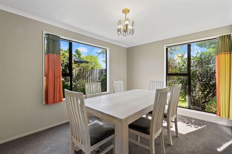 Photo of property in 66 Apsley Drive, Avonhead, Christchurch, 8042